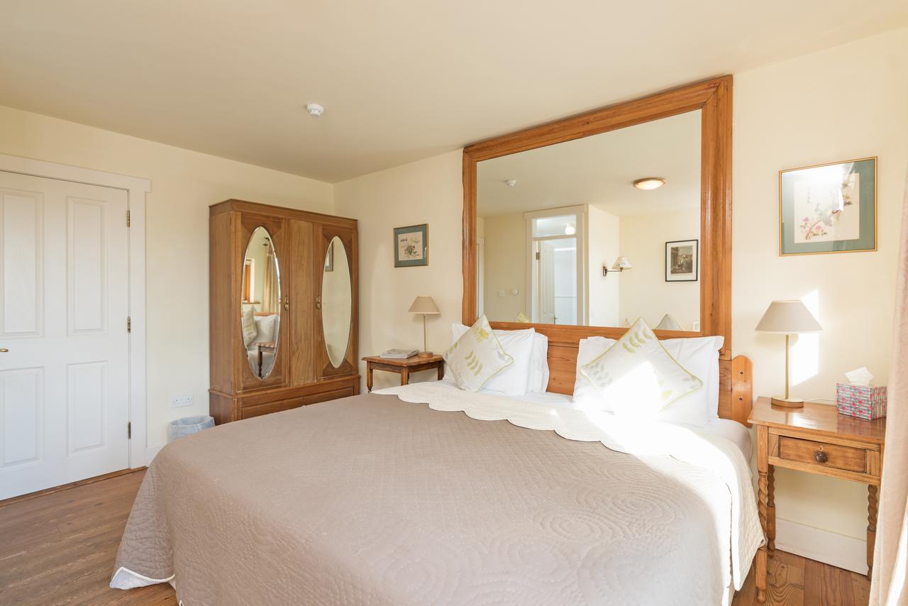 Dolphin Beach House Hotel Clifden Eksteriør billede